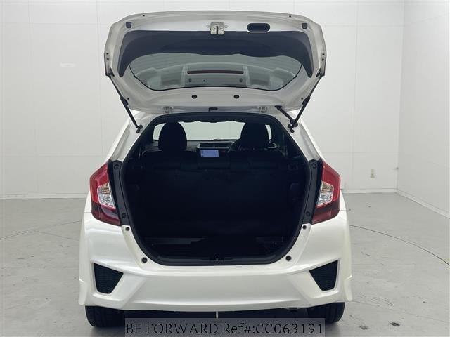 
								2013 HONDA FIT full									