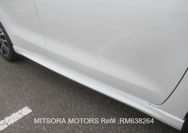 
								2023 SUZUKI SWIFT RS full									