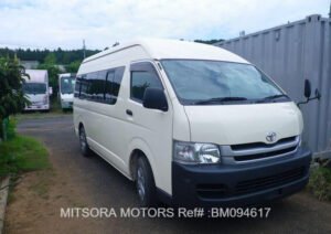 2010 TOYOTA HIACE COMMUTER GLHR