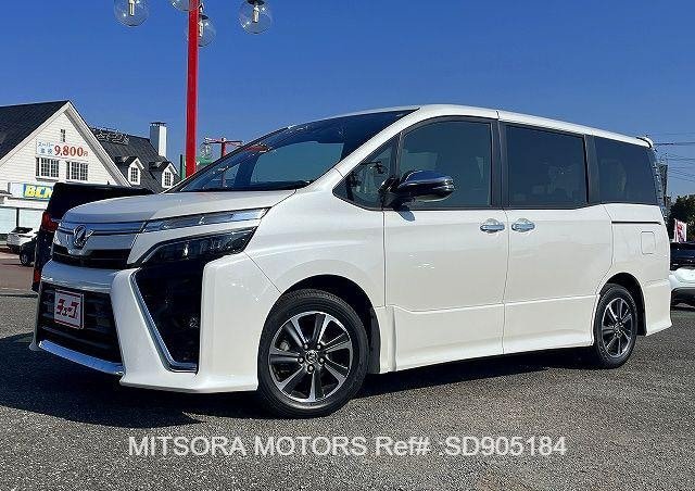 2019 TOYOTA VOXY ZS