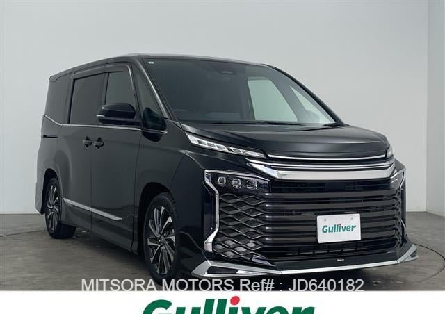 2023 TOYOTA VOXY BLACK