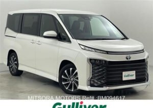 2024 TOYOTA VOXY PEARL