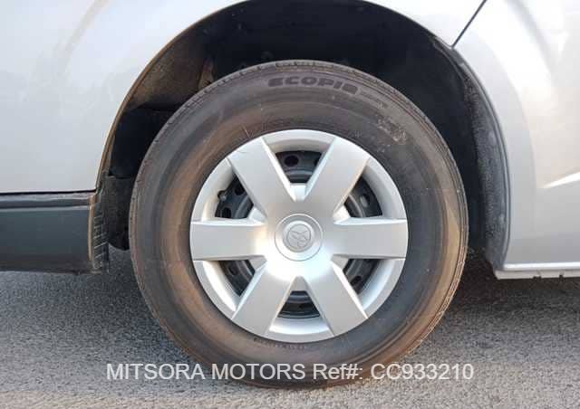 
								2021 TOYOTA HIACE VAN full									