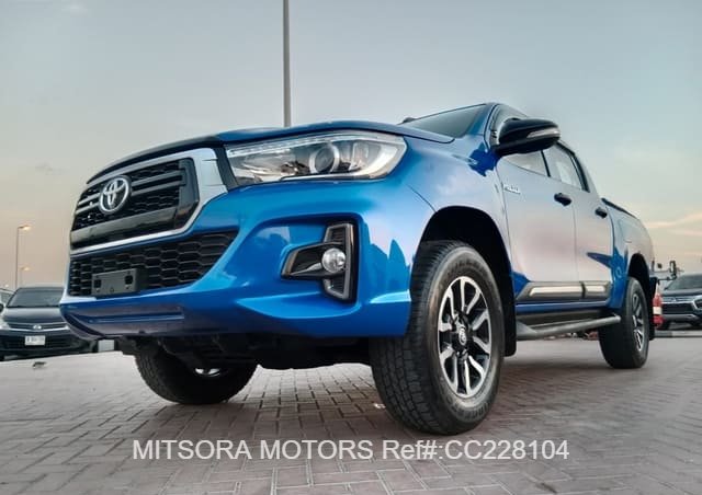 
								2017 TOYOTA HILUX full									