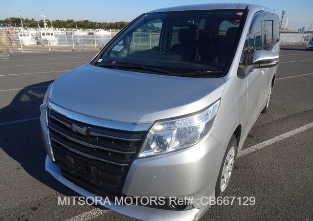 2016 TOYOTA NOAH X