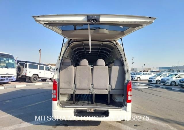 
								2015 TOYOTA HIACE COMMUTER full									
