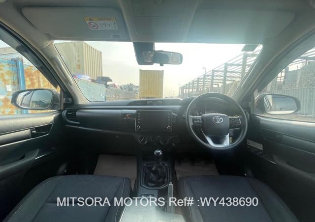 
								2020 TOYOTA HILUX full									