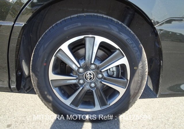 
								2021 TOYOTA VOXY ZS full									