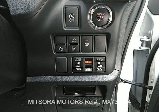 
								2021 TOYOTA VOXY ZSIII7 full									