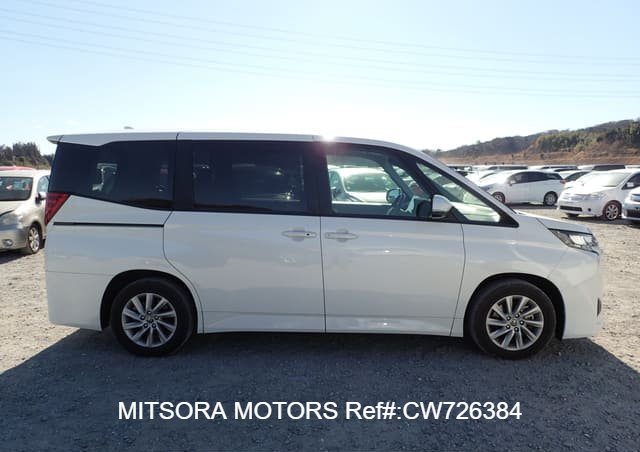 2022 TOYOTA NOAH HYBRID G