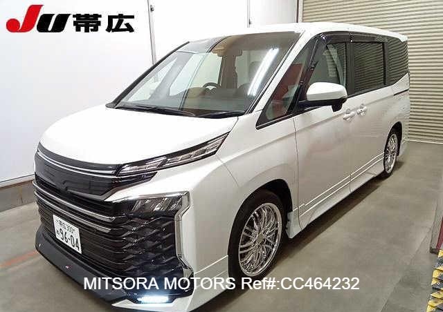 2023 TOYOTA VOXY 4WDS-G