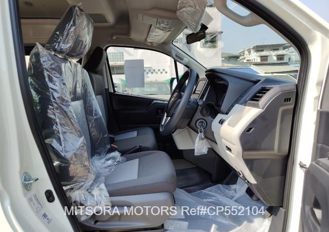 
								2026 TOYOTA HIACE COMMUTER 2.8 AT full									