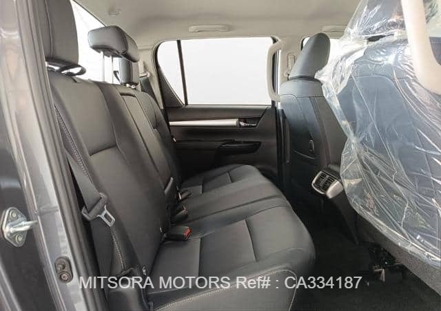 
								2025 TOYOTA HILUX 2.8 full									