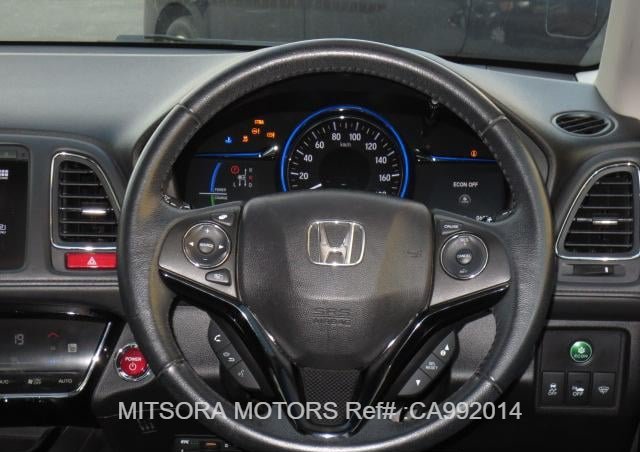
								2013 HONDA VEZEL full									