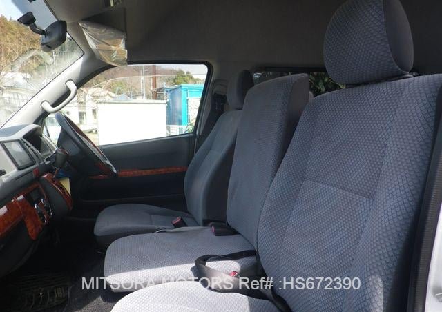 
								2011 TOYOTA HIACE COMMUTER GLHR full									