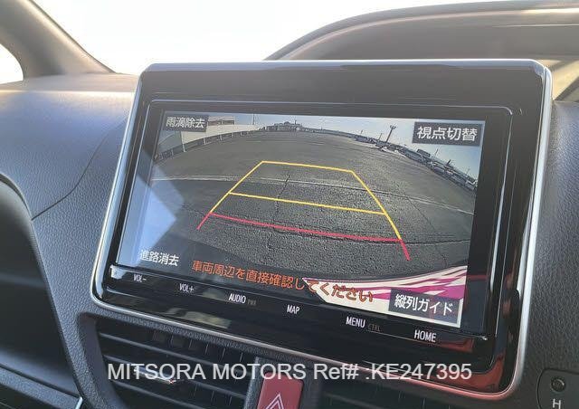 
								2019 TOYOTA VOXY ZS2 full									