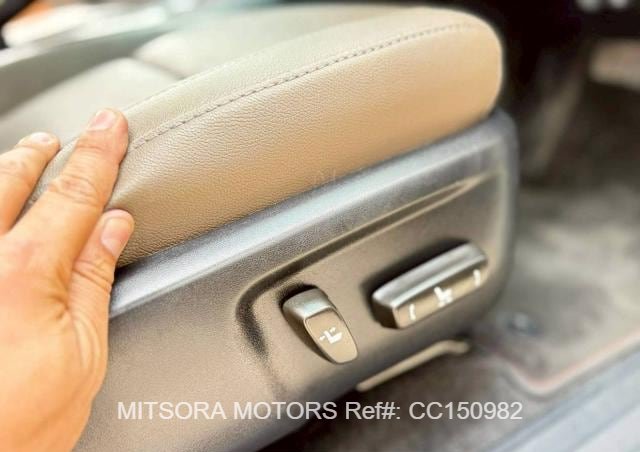 
								2015 TOYOTA HILUX 2.8 full									