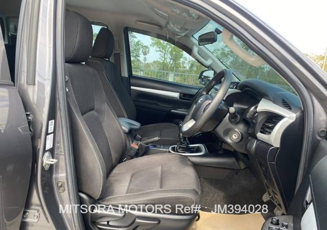 
								2021 TOYOTA HILUX 2.4E REVO DOUBLE CAB full									