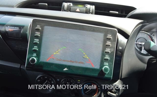 
								2023 TOYOTA HILUX SR5 full									