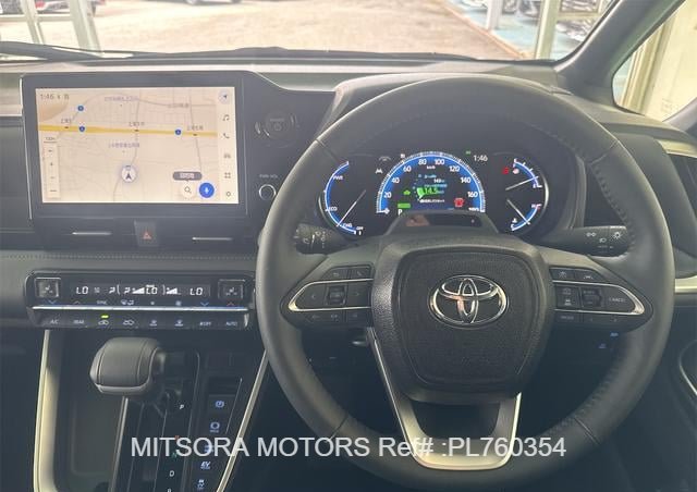 
								2025 TOYOTA VOXY full									