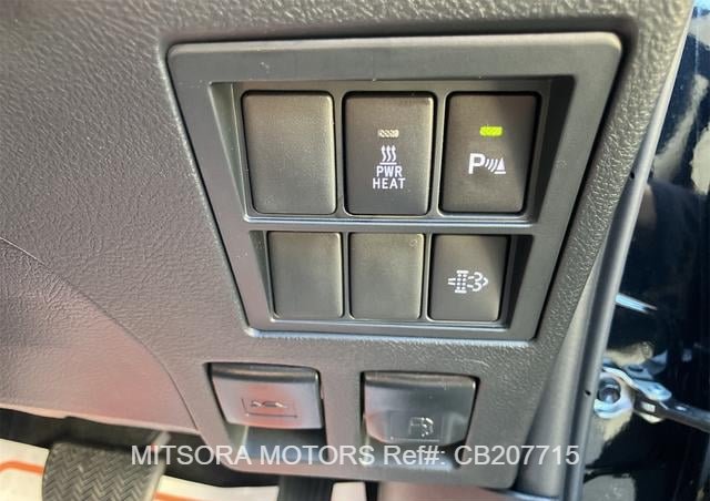 
								2020 TOYOTA HILUX full									