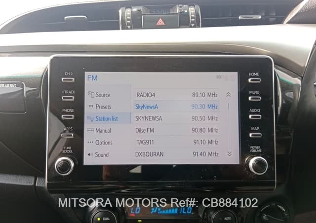 
								2022 TOYOTA HILUX full									