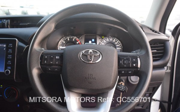 
								2022 TOYOTA HILUX full									