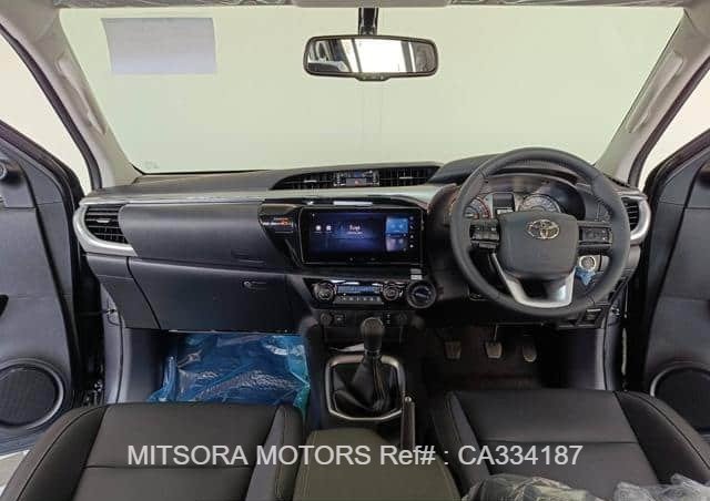 
								2025 TOYOTA HILUX 2.8 full									