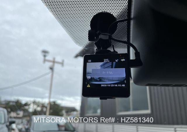 
								2020 TOYOTA VOXY ZS2 full									