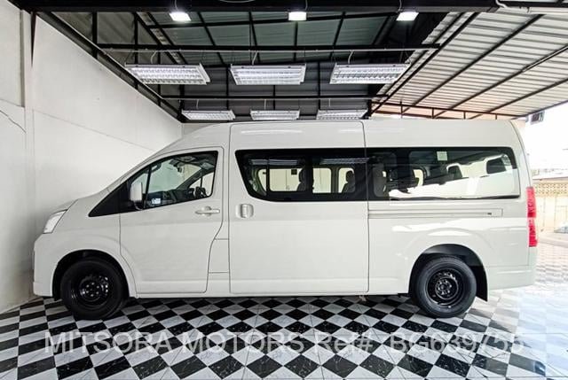 
								2026 Toyota Hiace Commuter full									