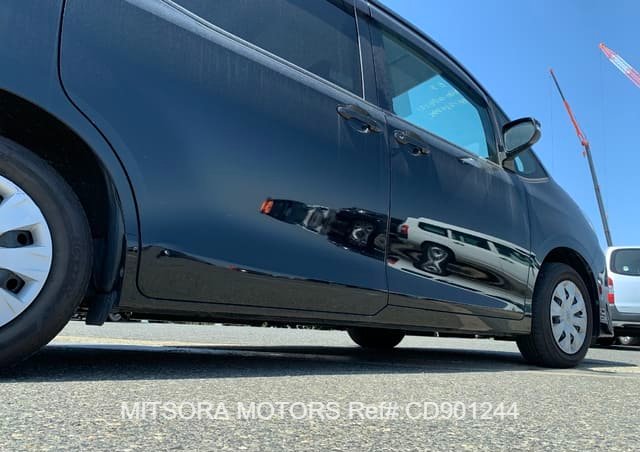 
								2017 TOYOTA NOAH X full									