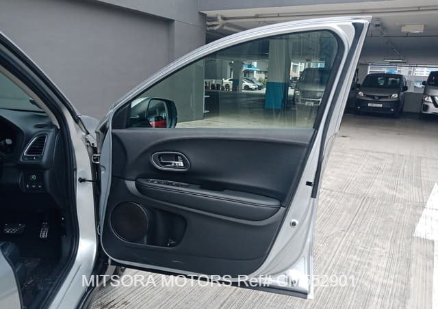 
								2015 HONDA VEZEL full									