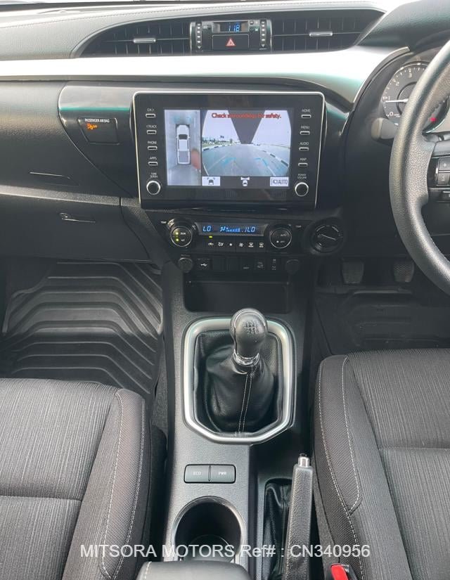 
								2024 TOYOTA HILUX DUAL CABIN PICKUP full									