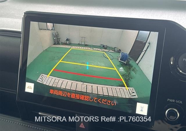 
								2025 TOYOTA VOXY full									