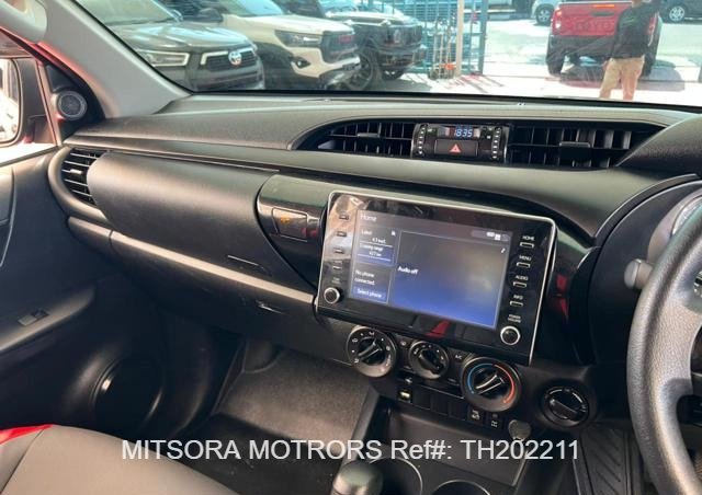 
								2022 TOYOTA HILUX full									