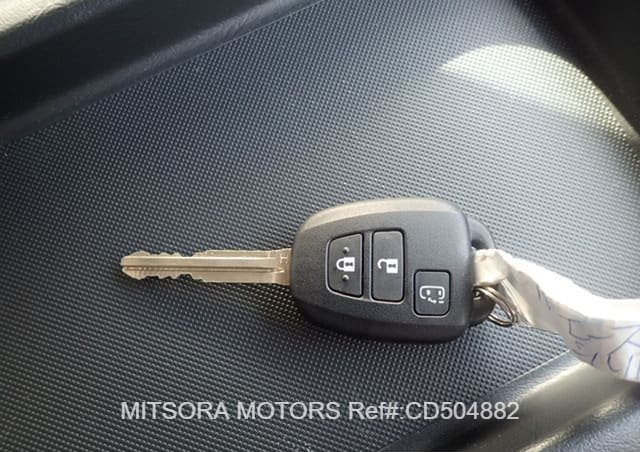 
								2020 TOYOTA HIACE COMMUTER full									