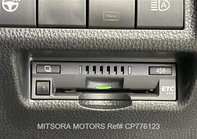 
								2022 TOYOTA RAV4 full									