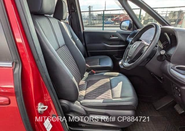 
								2022 TOYOTA NOAH S-Z full									