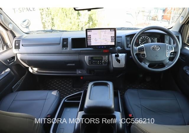 
								2024 TOYOTA HIACE COMMUTER full									