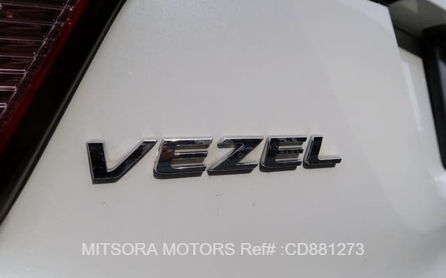 
								2015 HONDA VEZEL full									