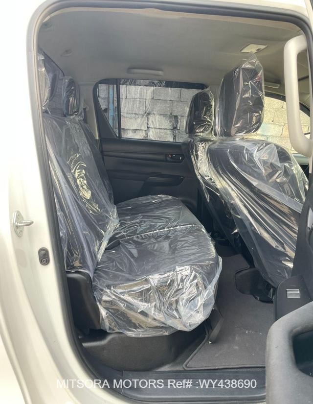 
								2020 TOYOTA HILUX full									