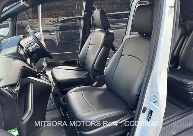 
								2021 TOYOTA VOXY ZS KIRAMEKI 3 full									