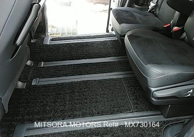 
								2021 TOYOTA VOXY ZSIII7 full									