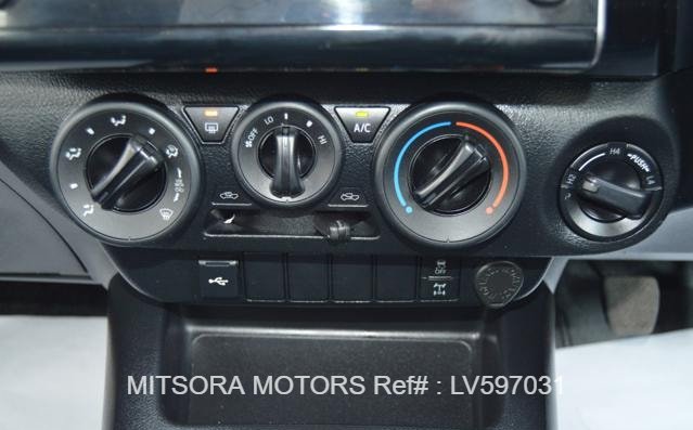 
								2024 TOYOTA HILUX DOUBLE CABIN full									