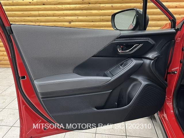 
								2023 SUBARU CROSSTREK LIMITED RED full									