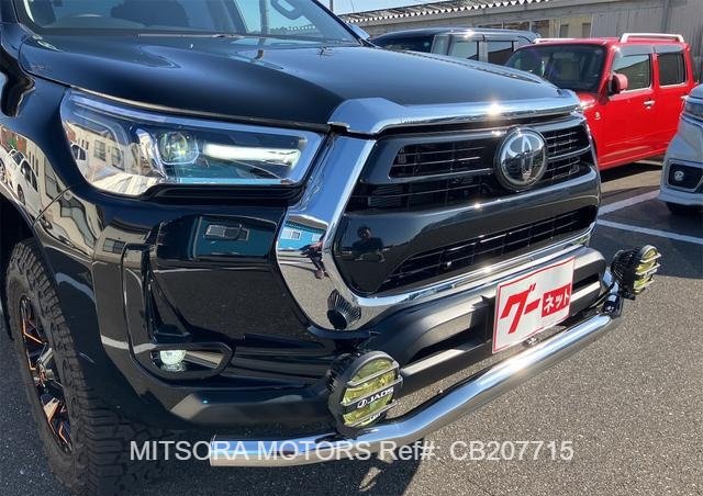 
								2020 TOYOTA HILUX full									
