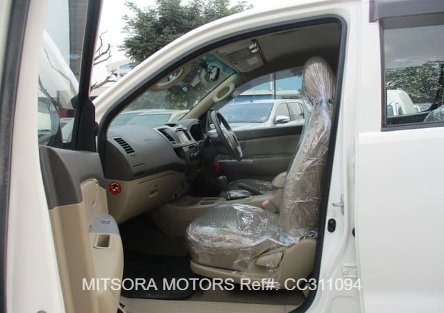 
								2012 TOYOTA HILUX full									