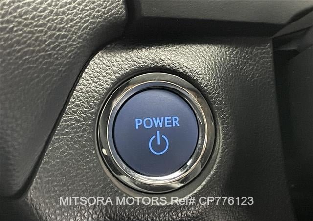 
								2022 TOYOTA RAV4 full									