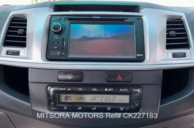 
								2013 TOYOTA HILUX full									