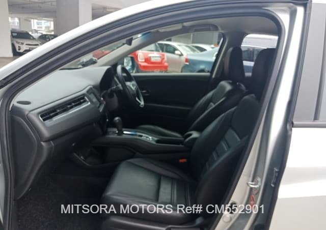 
								2015 HONDA VEZEL full									